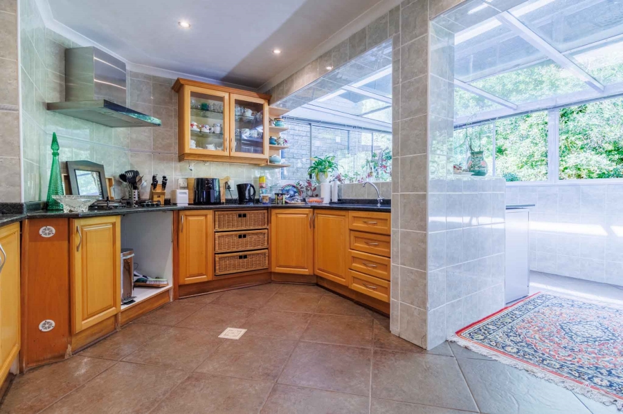 4 Bedroom Property for Sale in Tierboskloof Western Cape